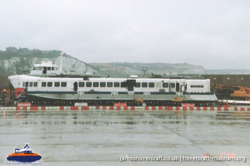 SRN4 Sir Christopher (GH-2008) being broken up at Dover -  (credit: The <a href='http://www.hovercraft-museum.org/' target='_blank'>Hovercraft Museum Trust</a>).
